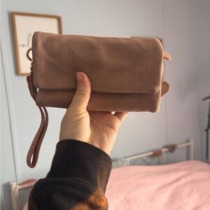 Free people wallet!